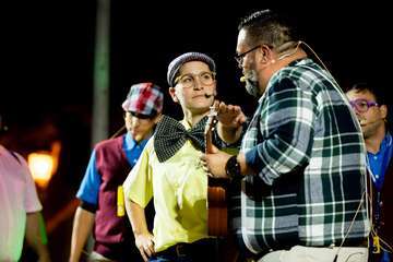  La Murgota de Telde estrena con éxito en Gáldar su espectáculo 'Los chicos del coro'/TA.